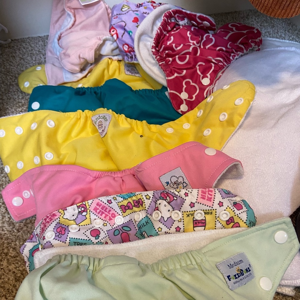 Clothe diapers with inserts-9